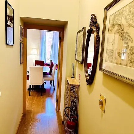 Benedetta House Trastevere 公寓 *