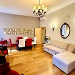 Benedetta House Trastevere アパート