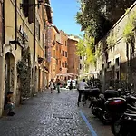 Benedetta House Trastevere * ローマ