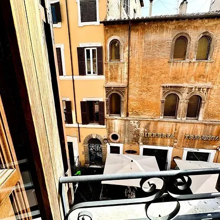 Benedetta House Trastevere アパート *